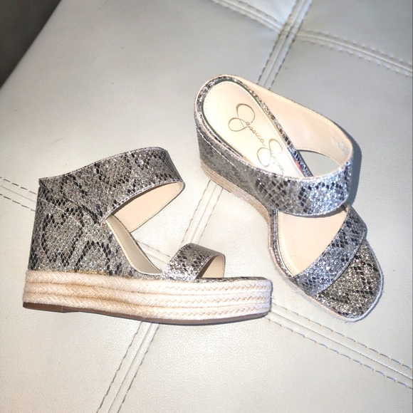 Jessica Simpson Saphita wedge slip-on heels,  sz 8.5 - Picture 1 of 7